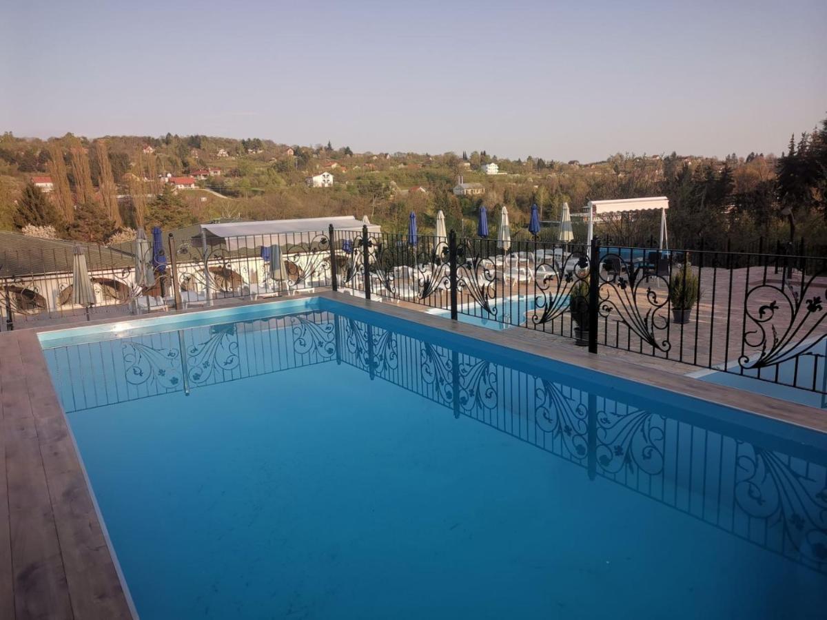Suncani Breg Apartments 브르드니크 외부 사진