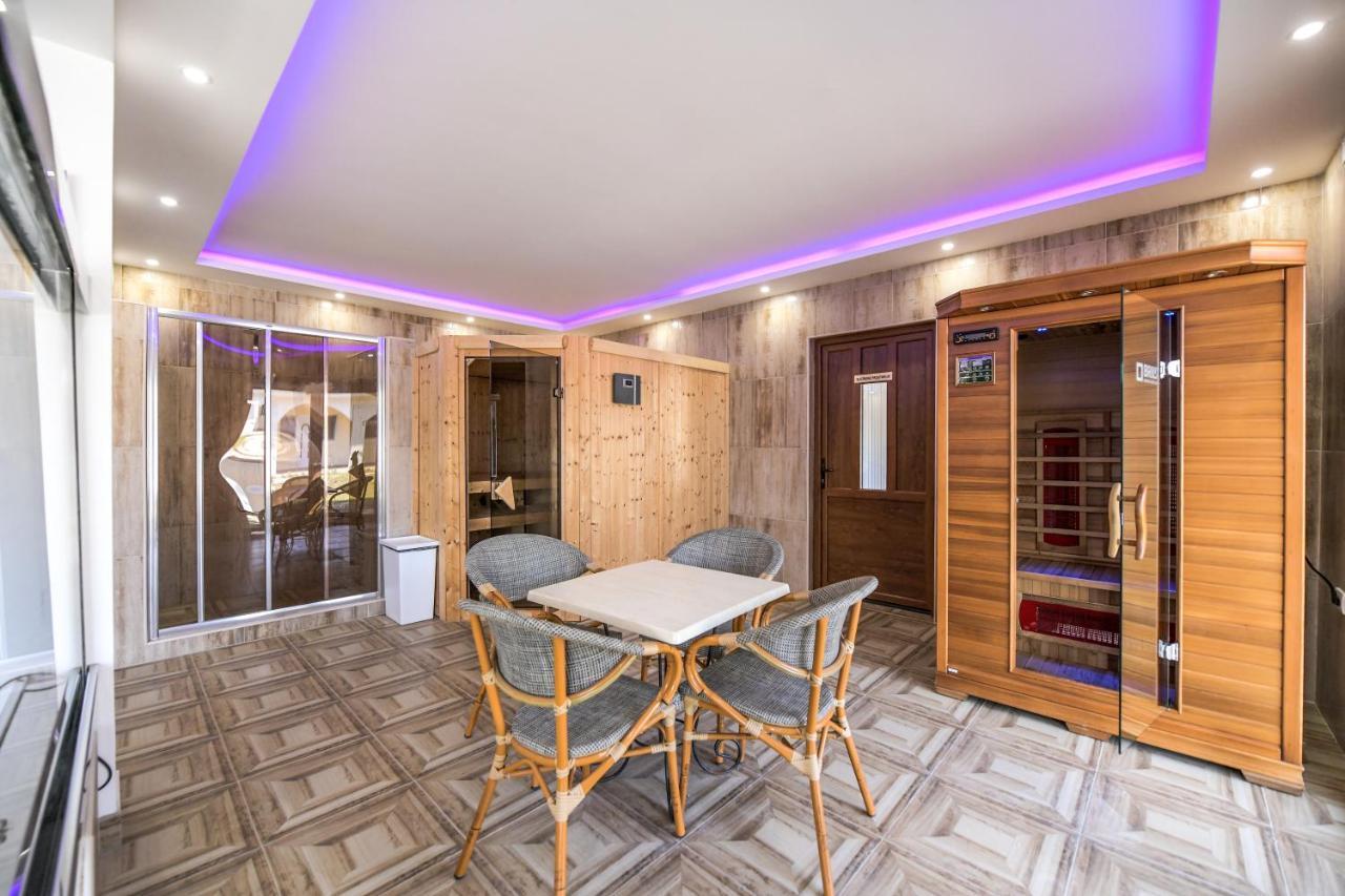 Suncani Breg Apartments 브르드니크 외부 사진