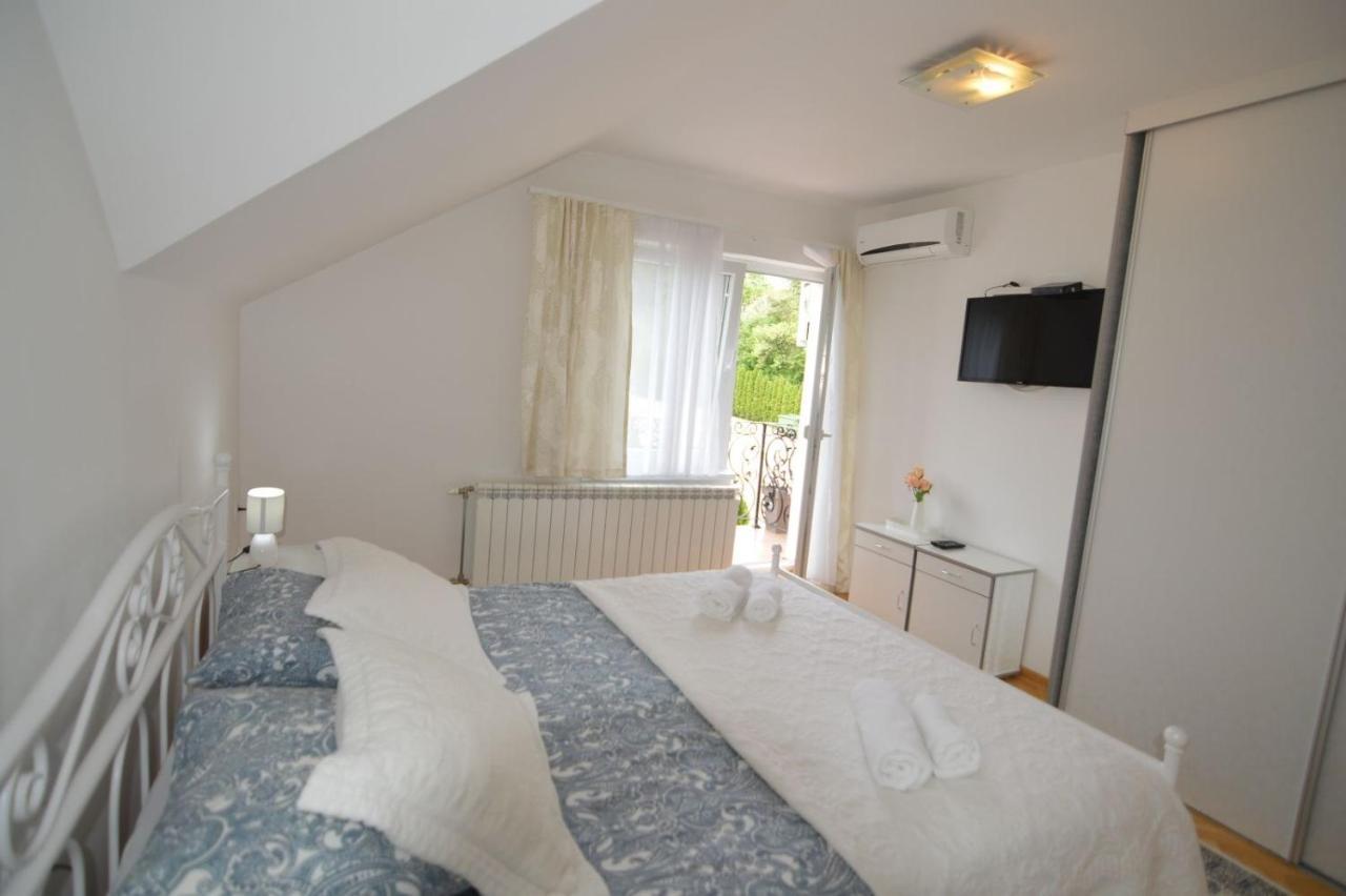 Suncani Breg Apartments 브르드니크 외부 사진