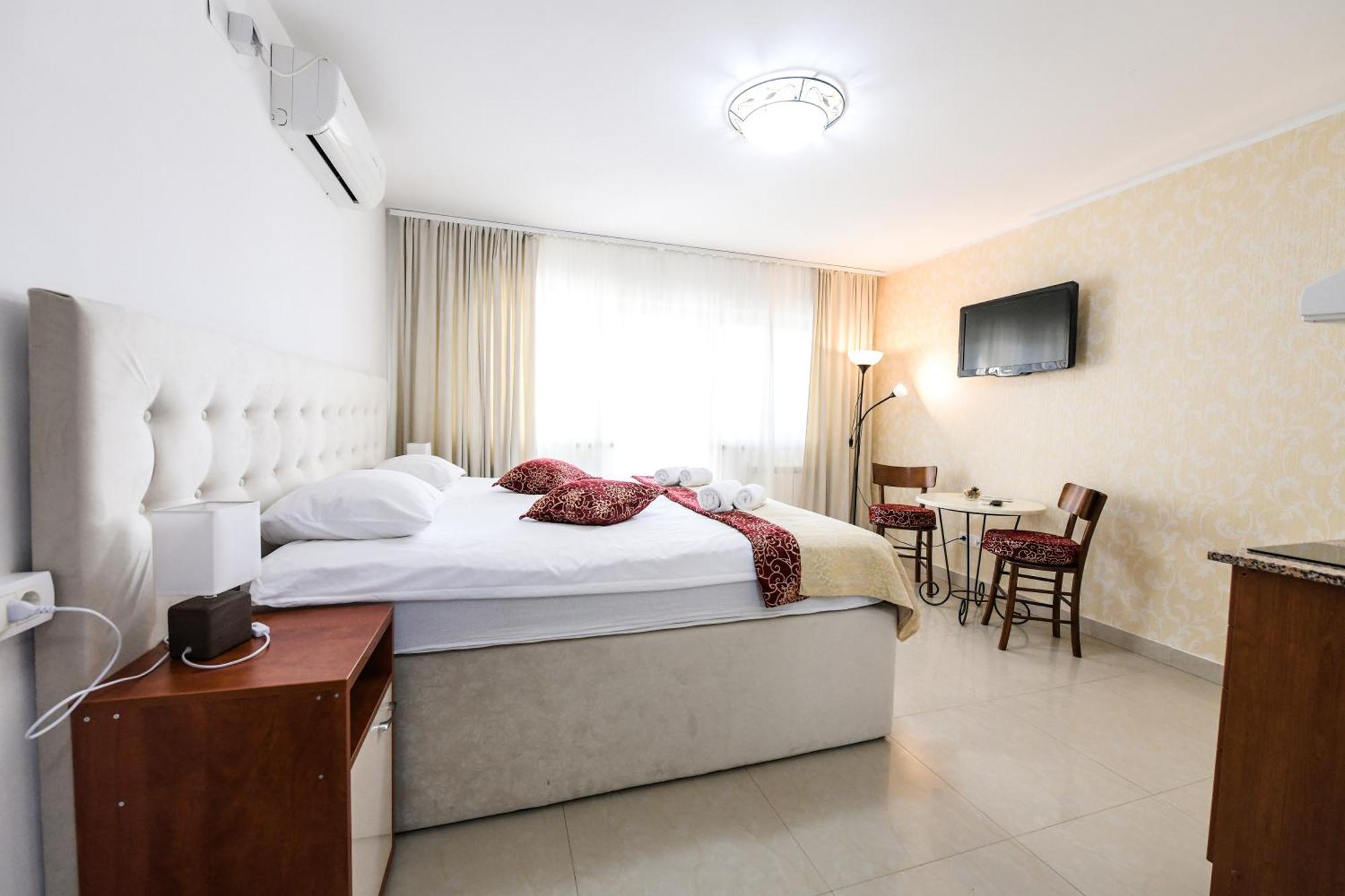 Suncani Breg Apartments 브르드니크 객실 사진